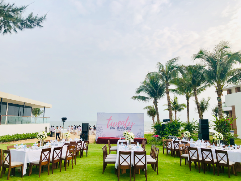 Inspired Weddings